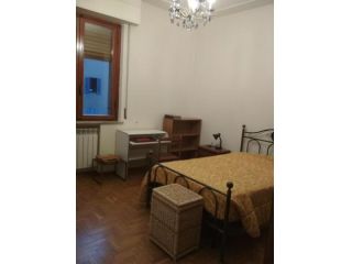 Stanza in appartamento in affitto a Siena