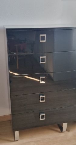 Cassettiera moderna