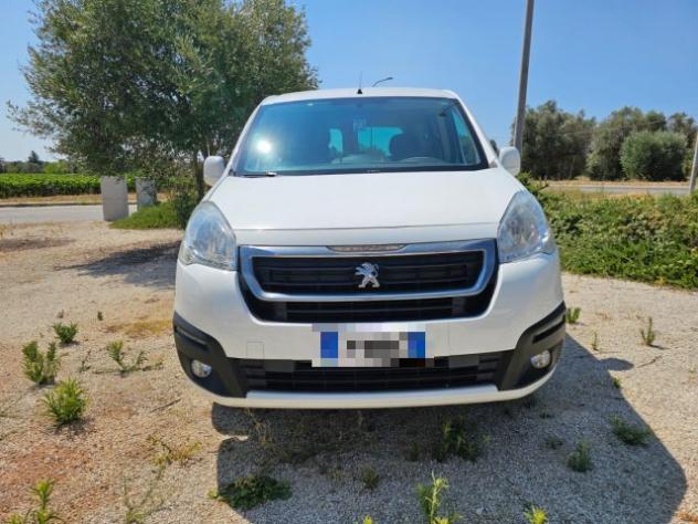 PEUGEOT Partner Tepee 1.6 BlueHDi 100 CV 4x4 Active Traction rif. 23823320 - Foto 2