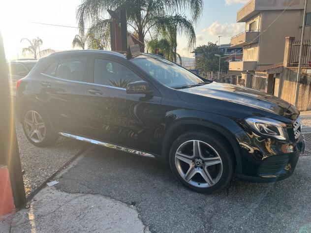 Mercedes-benz GLA 180 d Executive Amg - Foto 3