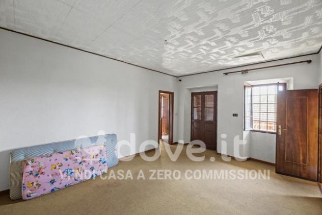 Casa indipendente di 263 m² con più di 5 locali in vendita a Divignano - Foto 18