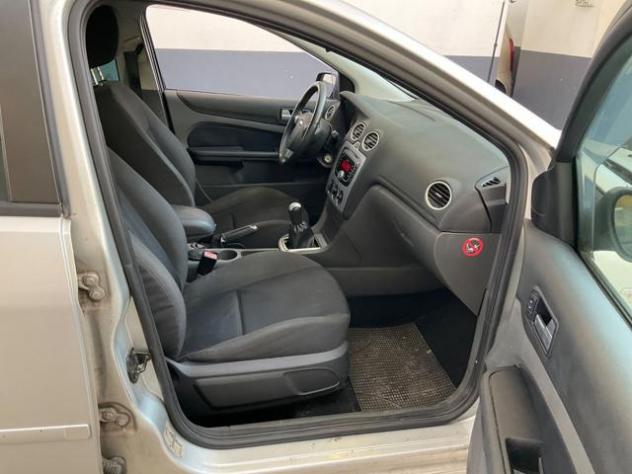 FORD Focus + 1.6 TDCi (90CV) SW rif. 23887849 - Foto 10