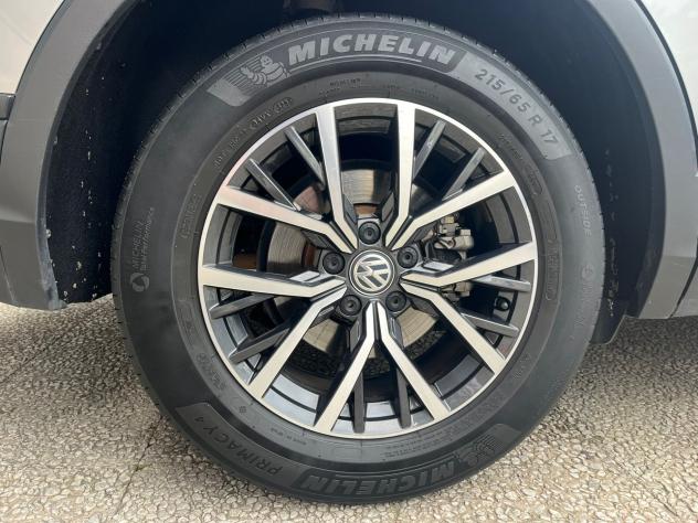 Volkswagen Tiguan 1.6 TDI SCR Sport BlueMotion Technology - Foto 4