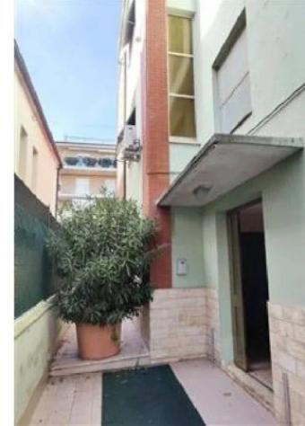 Immobile in asta di 138 m² in vendita a Civitanova Marche - Foto 8