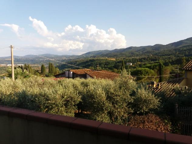 Figline v/no complesso colonico 6 ha terreno