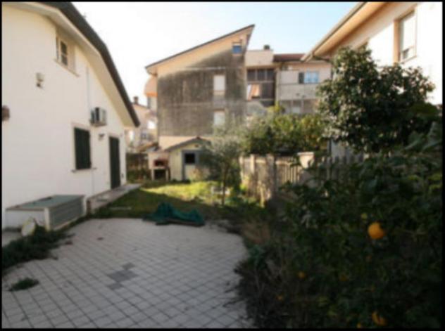 Immobile in asta di 228 m² in vendita a Viareggio - Foto 6