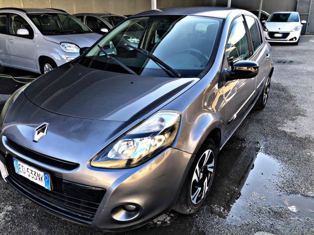 Renault Clio 1.5 dCi 20Th Edition 2011 Navigation - Foto 4