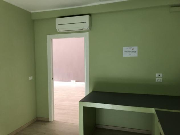 100 MQ. USO ESPOSIZIONE, SHOW ROOM, UFFICI, RAPPRESENTANZA... - Foto 4