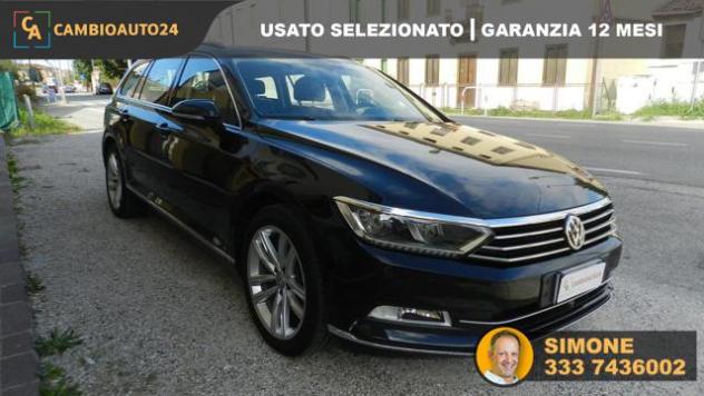 VOLKSWAGEN Passat Variant 2.0 TDI DSG Highline BlueMotion Tech. rif. 24130514 - Foto 2