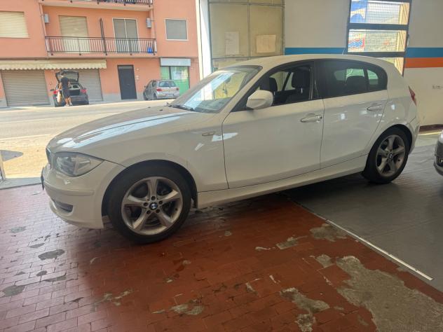Bmw 118 118d 2.0 143CV cat 5 porte Futura DPF