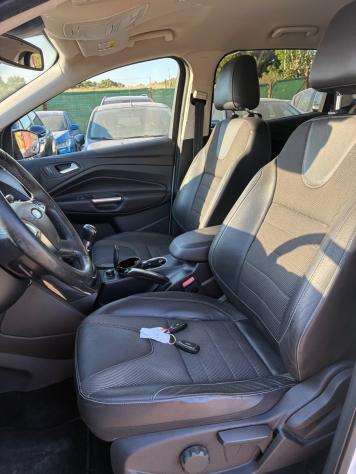 Ford Kuga 2.0 TDCI 120 CV S&S 2WD Titanium - Foto 9