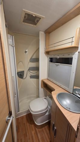 CAMPER Semiintegrale Granduca 225 p/riviera 55 p - Foto 3