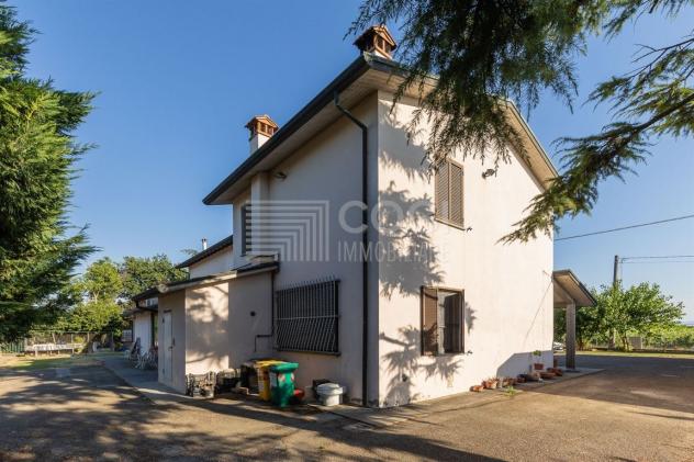 Ampia Porzione di Casa con Giardino e Servizi - Foto 4