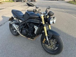 TRIUMPH Speed Triple 1050 2007 rif. 23340232