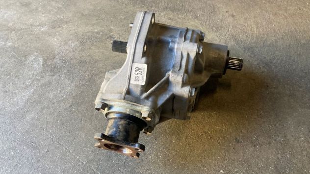Ripartitore cambio Suzuki Swift Hybrid 4x4 del 2023 (23022335352R) - Foto 2