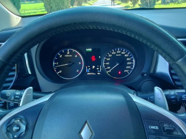 Mitsubishi Outlander 2.2 DI-D 4WD Intense - Foto 9