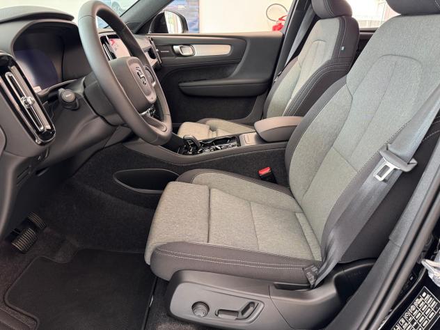 Volvo XC40 B3 automatico Plus Dark - Foto 9