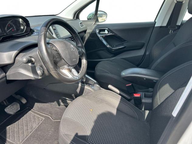 Peugeot 208 I 2015 5p 1.2 puretech t Allure s&s 110cv 5p eat6 - Foto 6