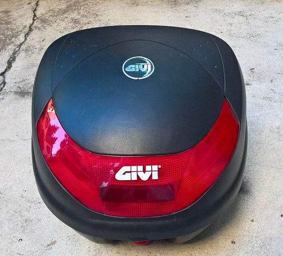 Bauletto Givi E32 e Kappa Action 35 usati (LEGGERE BENE ANNUNCIO) - Foto 3