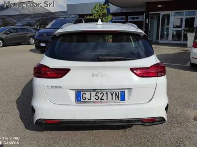 KIA Ceed SW / cee'd SW III 2022 SW 1.6 crdi mhev Business rif. 24165609 - Foto 5