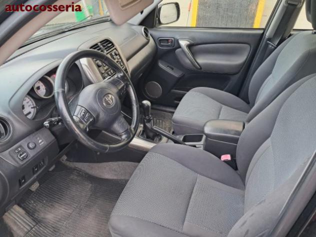 TOYOTA RAV 4 2.0 D4D rif. 23688708 - Foto 8