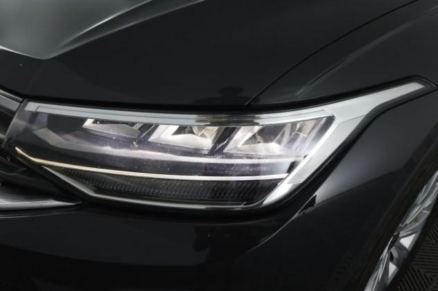 VOLKSWAGEN Tiguan Tiguan 2.0 TDI 150 CV SCR DSG Life rif. 23998730 - Foto 9