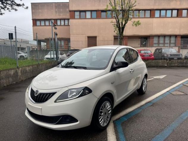 LANCIA Ypsilon 1.0 FireFly 5 porte Hybrid Silver rif. 23935539