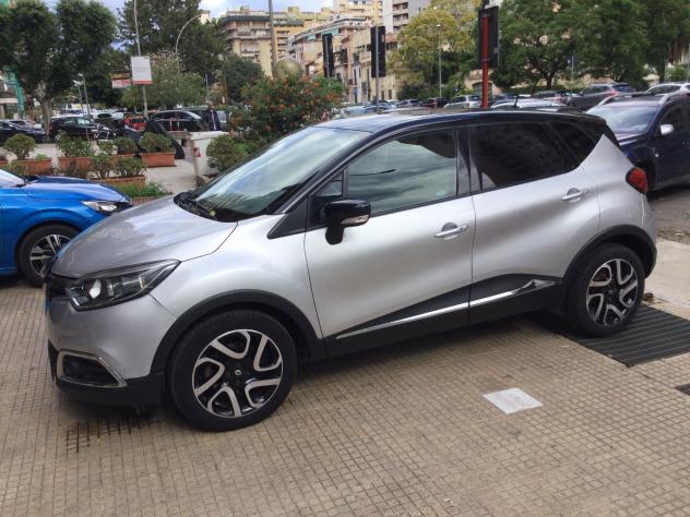 Renault Captur dCi 8V 90 CV EDC Start&Stop Energy Iconic - Foto 6