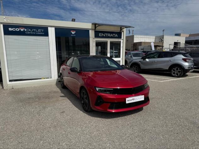 Opel Astra 5P GS Line 1.2 - Foto 3