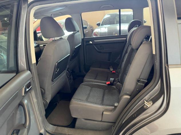 VOLKSWAGEN - Touran - Business 1.6 TDI Comfortline - Foto 7