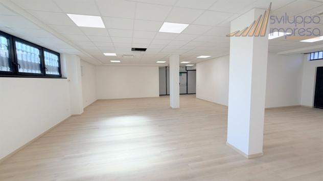 UFFICI IN PALAZZINA DI RAPPRESENTANZA IN AFFITTO A BELLUSCO - Foto 9