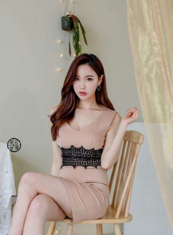 3348333429-RAGAZZA ORIENTALI MASSAGGI RILASANTE 1 ora 35