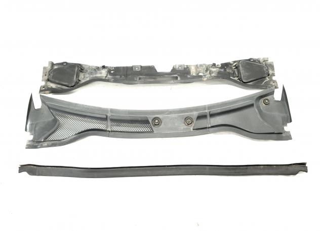 GRIGLIA GOCCIOLATOIO ANT. MERCEDES Classe B W246 2° Serie A2468350600 (12)