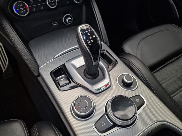 Alfa Stelvio 210 CV Veloce - Foto 8