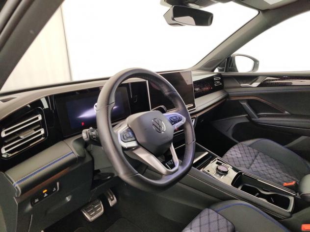 Volkswagen Tiguan Tiguan 2.0 tdi R-Line 4motion 193cv dsg - Foto 8