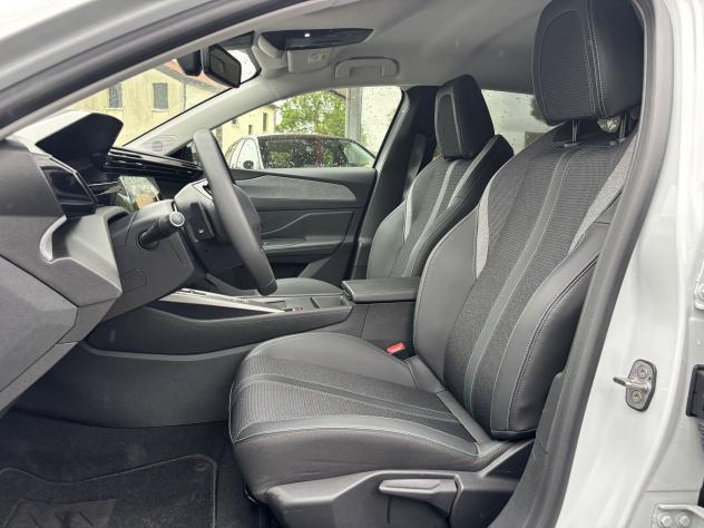 Peugeot 308 Allure Hybrid 145 e-DCS6 aut. - Foto 9