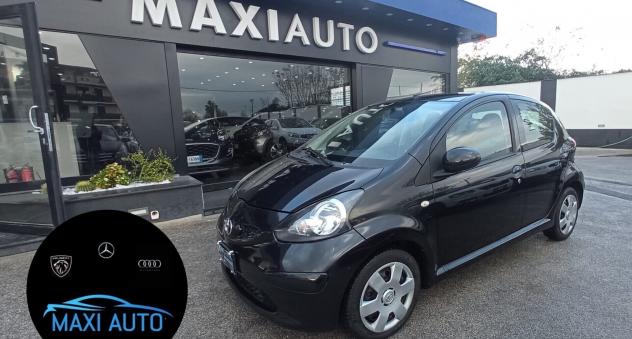 Toyota Aygo 1.0 CLIMA E IDROGUIDA - Foto 3