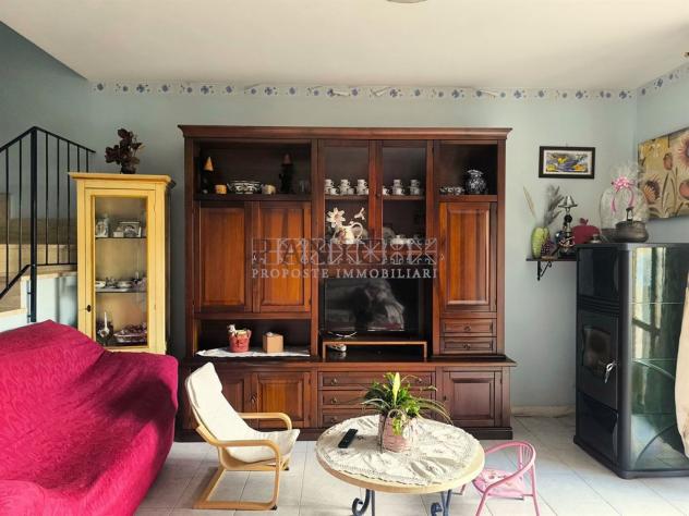 Appartamento su più livelli - zona residenziale