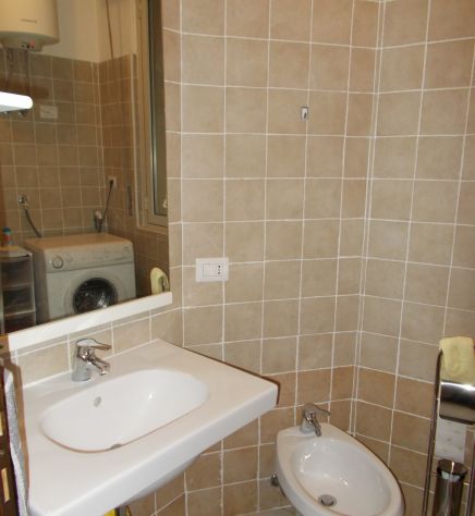 SINGOLA molto AMPIA offro in AFFITTO-€ 490 - Foto 8