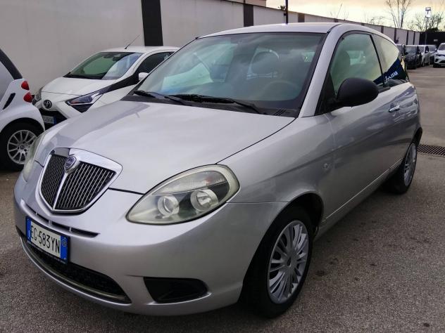 Lancia Ypsilon 1.2 Argento - Foto 4
