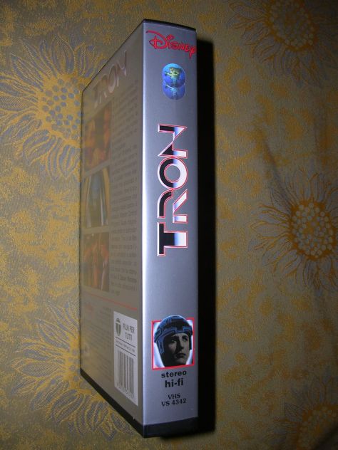 TRON - Foto 2