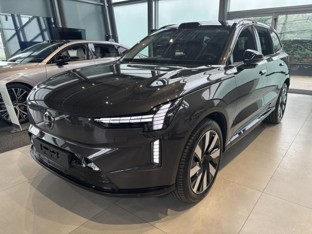 Volvo EX90 EX90 Twin Motor AWD Ultra --- Tua a € 1.224,00/mese*