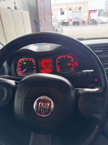 Fiat Panda 1.0 HYBRID - Foto 9