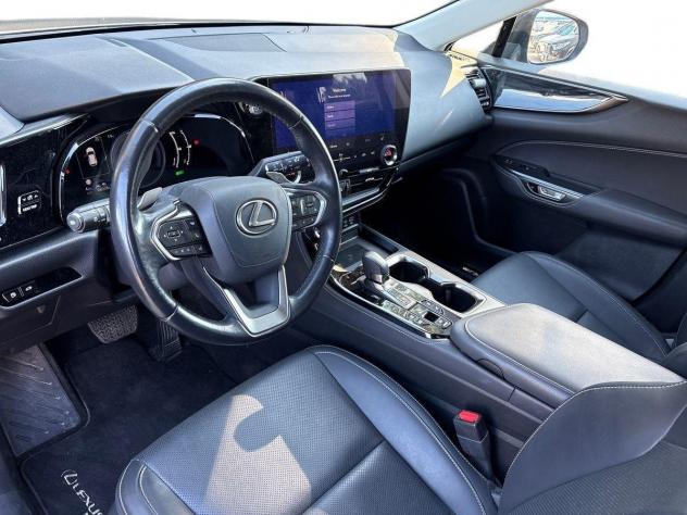Lexus NX Plug-in 4WD Premium - Foto 9