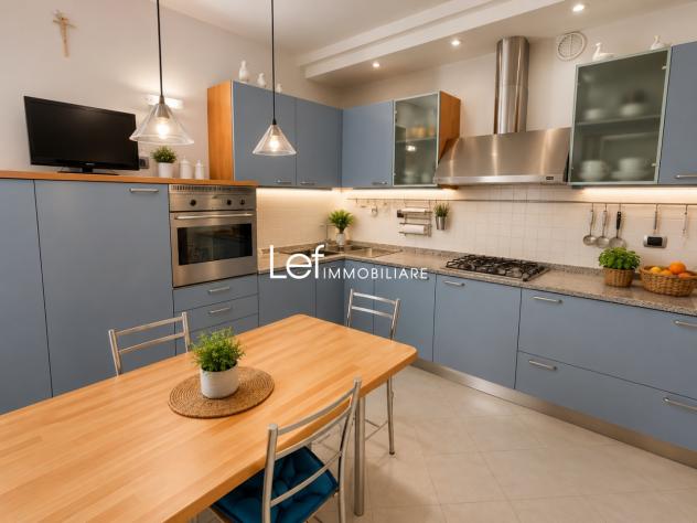 APPARTAMENTO di 5 vani e di 141 mq (VITTORIO VENETO) rif. AA65_16 - Foto 2