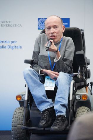 Assistenza disabile in carrozzina