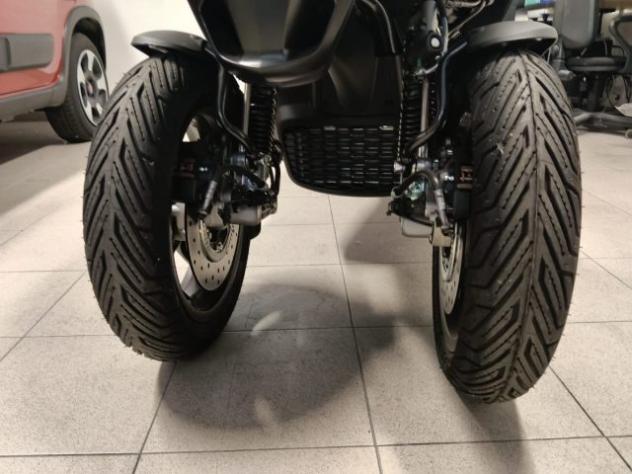 PIAGGIO MP3 300 HPE DEEP BLACK E5 ABS KM 9 !!!!!! rif. 23776241 - Foto 5