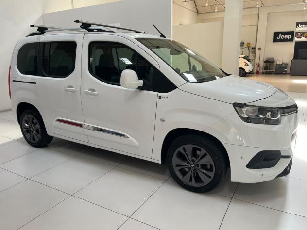 Toyota Proace City Verso 1.5D 130Cv S&S M/T L1 D Luxury - Foto 4