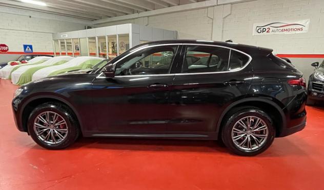 Alfa Romeo Stelvio 2.2 Turbodiesel 180 CV AT8 RWD Executive - Foto 2