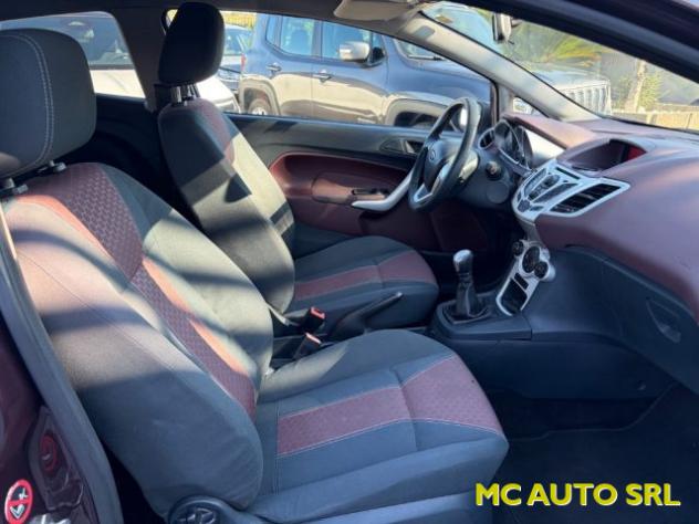 FORD Fiesta 1.4 3 porte Bz.- GPL Titanium rif. 24006721 - Foto 9